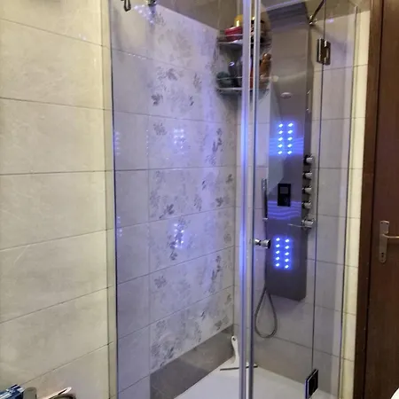 Apartman 250 M Dalla Spiaggia! Libera O Attrezzata - La Casa Di Kate Grado